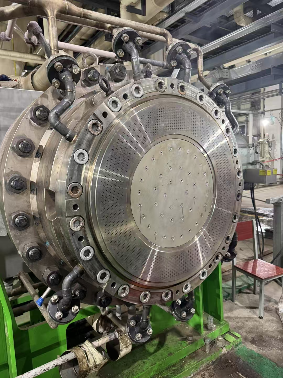 航空压缩机转子抛光:磨粒流抛光设备的技术应用解析 航空压缩机转子抛光:磨粒流抛光设备的技术应用解析